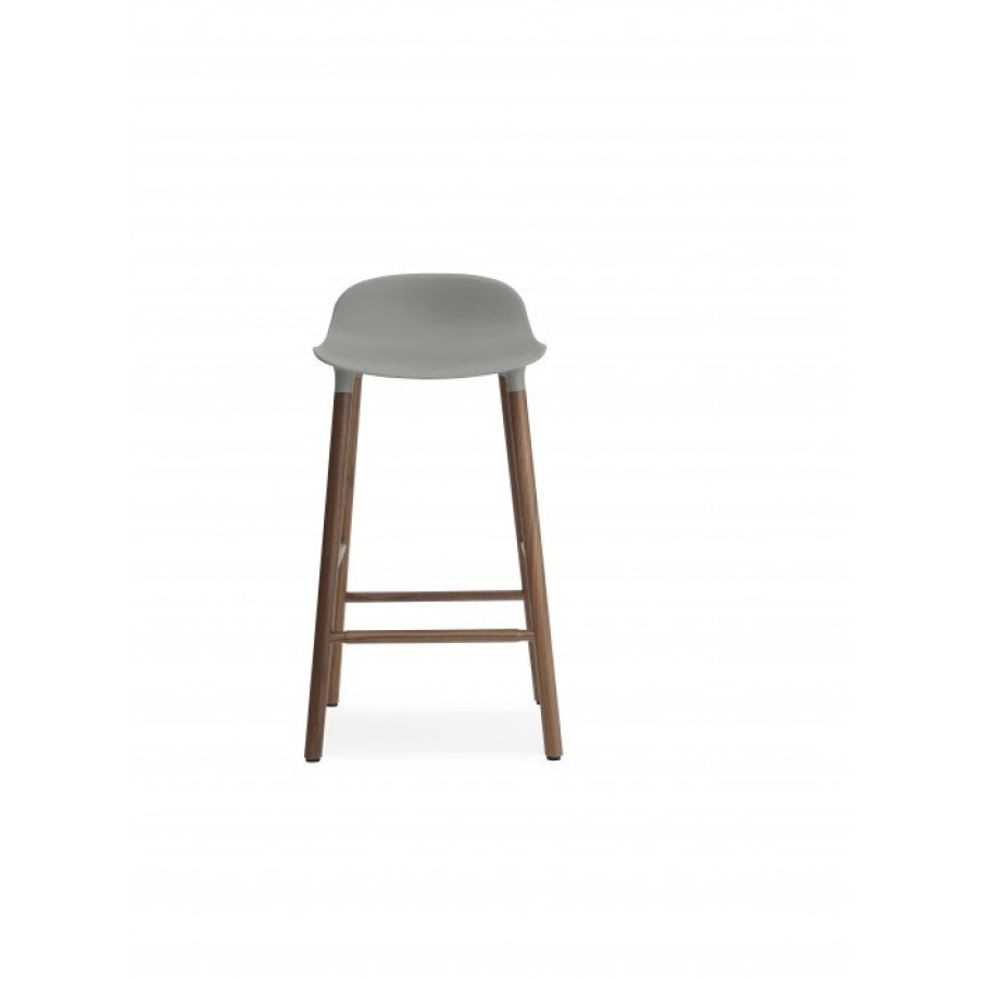 Meubelen Meubelen Barstoelen | Normann Copenhagen Form Barstoel Walnoot Poten Set Van 2 Cm 43 X 42,5 X H77